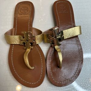 Tory Burch Moore 2 Flat Leather Thong Sandal, Gold Size 7.5